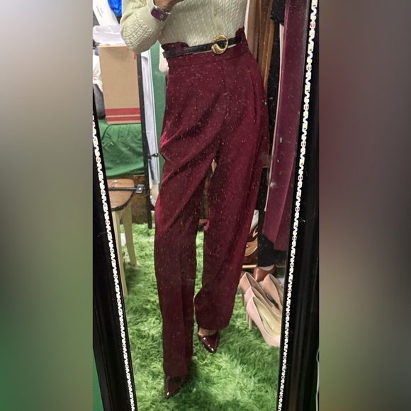 Commense Metal Belt Pleated High-Waisted Pants - Picture 5 of 13